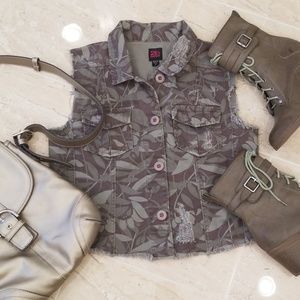 2Bebe Vest